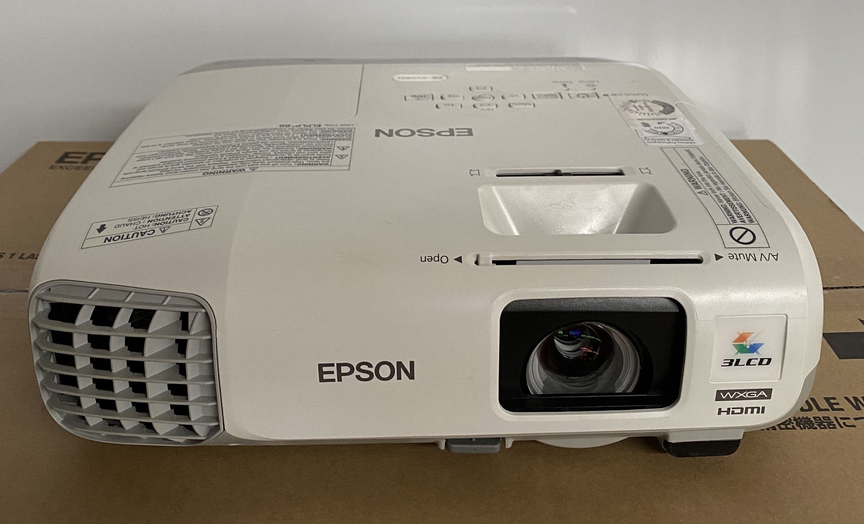 Epson EB955WH Beamer B001 252,10 EUR Gebrauchte